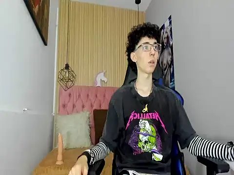 Syriussz online show from 02/11/26, 07:47