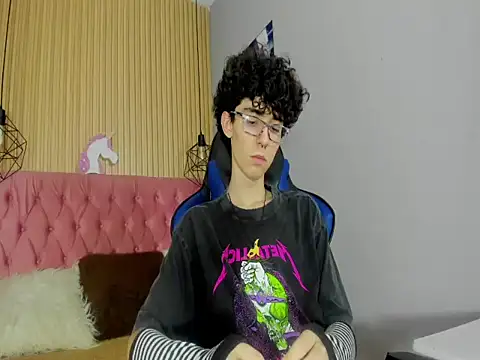 Syriussz online show from 02/04/26, 07:20