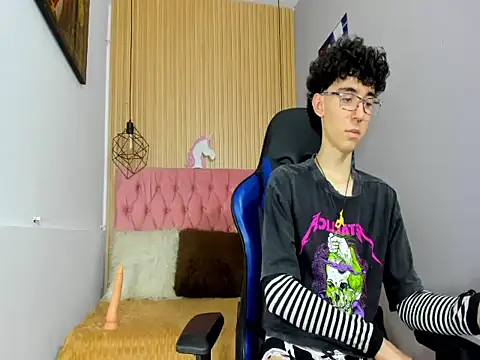 Syriussz online show from 02/12/26, 07:35