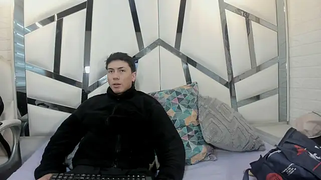 ScarlettAndLucas online show from 03/08/26, 12:19