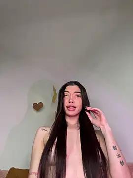 GiannaMagari online show from 02/25/26, 09:14