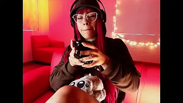 Canela Osada  online show from 01/19/26, 12:53