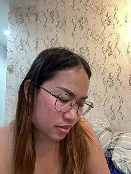 Ponthip online show from 03/21/26, 07:29