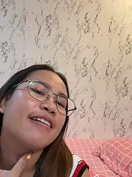 Snapshot of Ponthip chatting on 02/26/26, 09:48 Ponthip online show from 02/26/26, 09:48