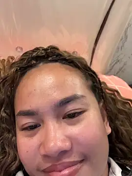 Snapshot of Ponthip chatting on 02/16/26, 08:18 Ponthip online show from 02/16/26, 08:18