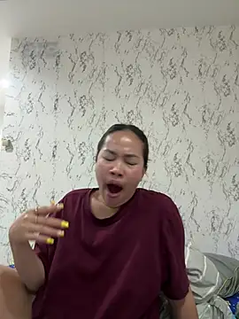 Ponthip online show from 03/18/26, 11:05