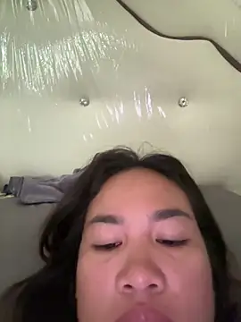 Ponthip online show from 04/06/26, 06:03