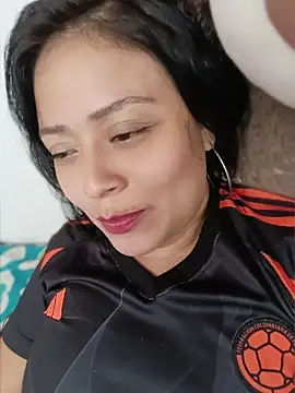 Snapshot of gabriela_grace1 chatting on 06/18/26, 02:32 gabriela grace1 online show from 06/18/26, 02:32