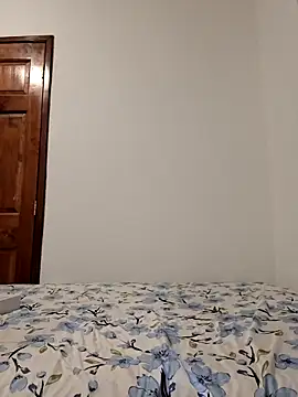 jade03  online show from 02/13/26, 07:36