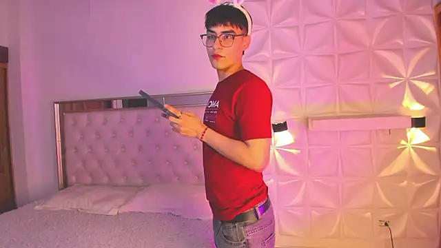 IamJuanJoc online show from 02/04/26, 03:23