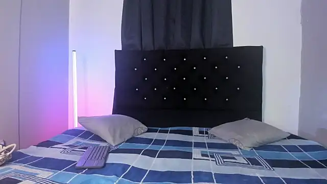 BellaDuval   online show from 03/17/26, 03:09