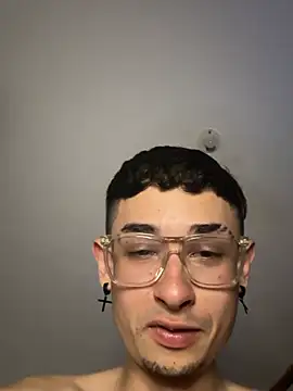 BabyAzz19 online show from 06/02/26, 02:55