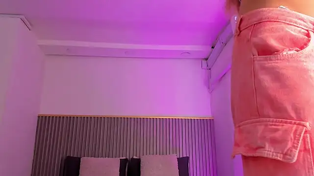 ashvalentine online show from 02/19/26, 07:55