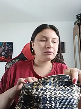 yessica gomez01 online show from 05/23/26, 12:04
