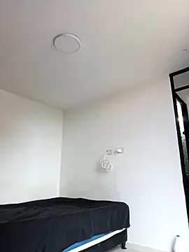 yessica gomez01 online show from 04/05/26, 02:02