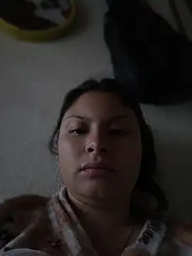 yessica gomez01 online show from 06/17/26, 01:21
