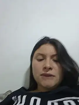 yessica gomez01 online show from 07/02/26, 03:23