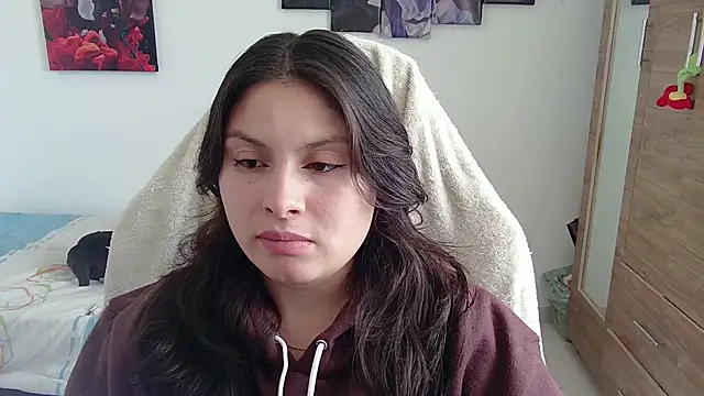 yessica gomez01 online show from 05/07/26, 08:01