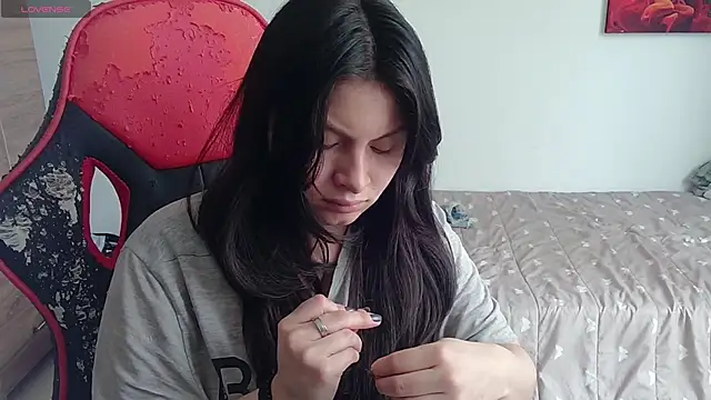 yessica gomez01 online show from 01/15/26, 03:04