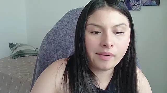 yessica gomez01 online show from 02/03/26, 10:04