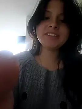 yessica gomez01 online show from 04/28/26, 03:05