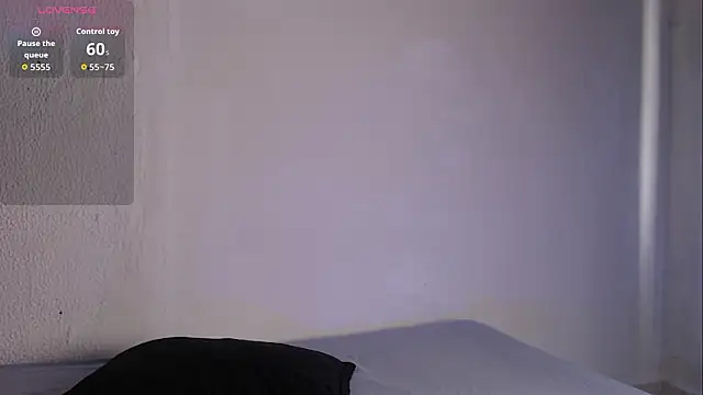 chloe bitelly  online show from 02/18/26, 08:05