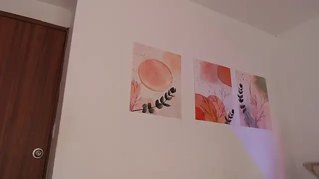 chloe bitelly  online show from 05/22/26, 07:01