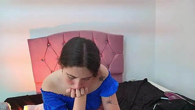 Snapshot of Cherry_Boomxx chatting on 02/19/26, 08:50 Cherry Boomxx online show from 02/19/26, 08:50