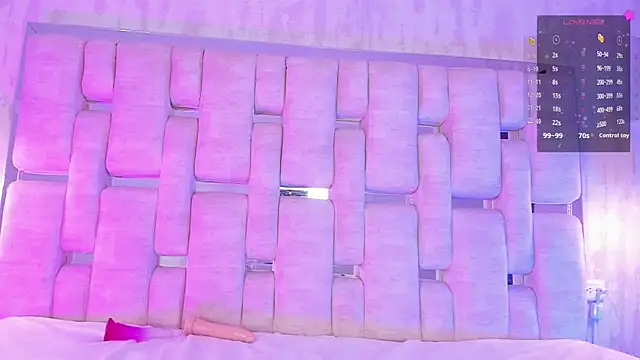 Snapshot of VeronicaFlowers_ chatting on 02/11/26, 03:50 VeronicaFlowers online show from 02/11/26, 03:50