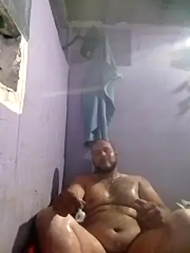 Guanatos13 online show from 04/08/26, 03:52