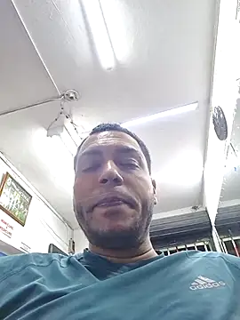 Snapshot of mago_vive chatting on 04/24/26, 12:01 mago vive online show from 04/24/26, 12:01