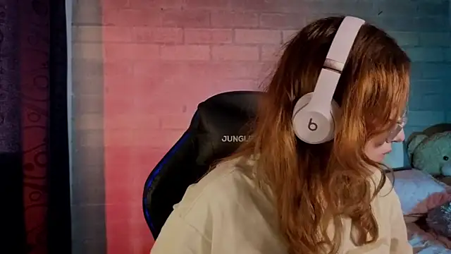 Mia Franklyn online show from 03/31/26, 03:47