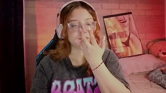 Mia Franklyn online show from 04/12/26, 07:39