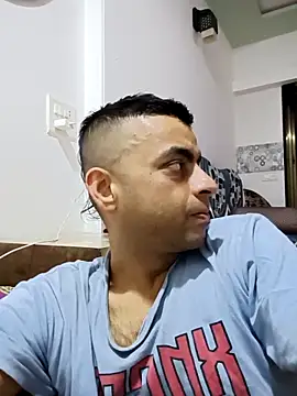 ashleellaunda7582 online show from 04/01/26, 02:25