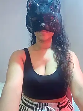cutehotwife online show from 05/03/26, 03:44