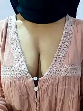 Snapshot of cutehotwife chatting on 02/28/26, 03:50 cutehotwife online show from 02/28/26, 03:50