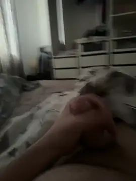 Snapshot of NotatingGrinder chatting on 02/19/26, 02:47 NotatingGrinder online show from 02/19/26, 02:47