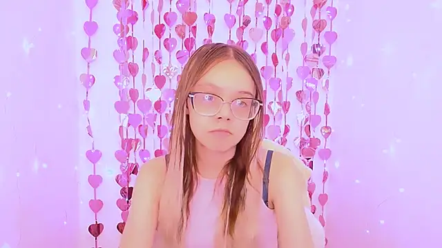 LolliStrawberry online show from 03/20/26, 07:20