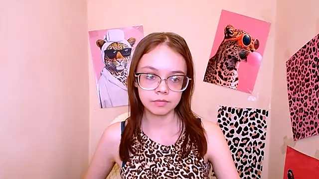 LolliStrawberry online show from 04/25/26, 01:52