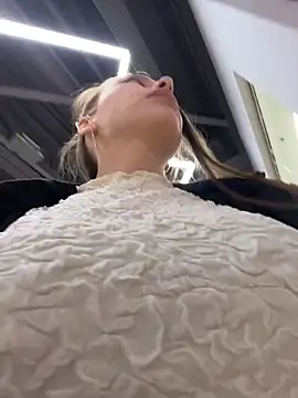 LeiaMood online show from 04/13/26, 05:55