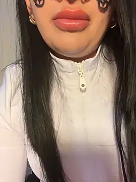 melissiaayzem online show from 05/03/26, 06:22