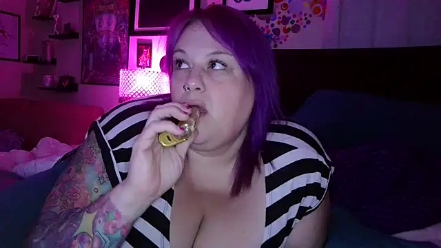 Snapshot of theUnihorniest chatting on 07/09/26, 02:34 theUnihorniest online show from 07/09/26, 02:34
