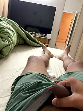 Snapshot of RithwikShar chatting on 01/10/26, 01:50 RithwikShar online show from 01/10/26, 01:50