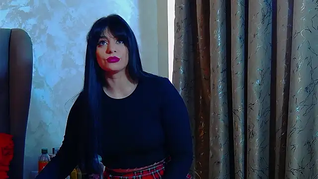 Snapshot of MaddyAllure chatting on 02/19/26, 07:49 MaddyAllure online show from 02/19/26, 07:49