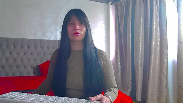 Snapshot of MaddyAllure chatting on 02/26/26, 01:33 MaddyAllure online show from 02/26/26, 01:33