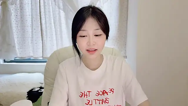 Snapshot of Onefiona chatting on 07/15/26, 07:26 Onefiona online show from 07/15/26, 07:26