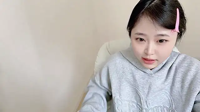 Onefiona online show from 04/20/26, 06:27