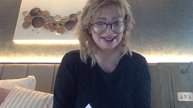 SydneyNoir online show from 01/14/26, 08:51