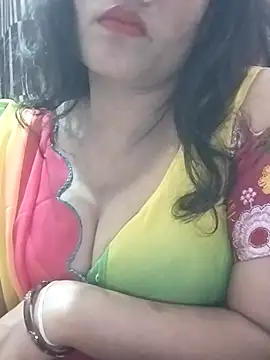 Snapshot of Zaara101 chatting on 07/01/26, 06:19 Zaara101 online show from 07/01/26, 06:19