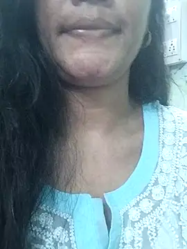 Snapshot of Zaara101 chatting on 03/25/26, 06:51 Zaara101 online show from 03/25/26, 06:51